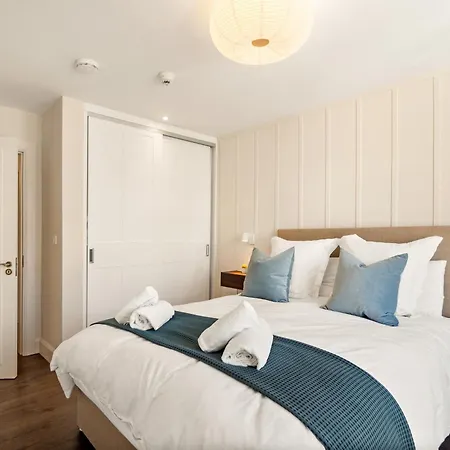 The Executive At Boutique Clifden