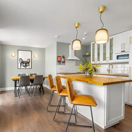 The Executive At Boutique Apartment